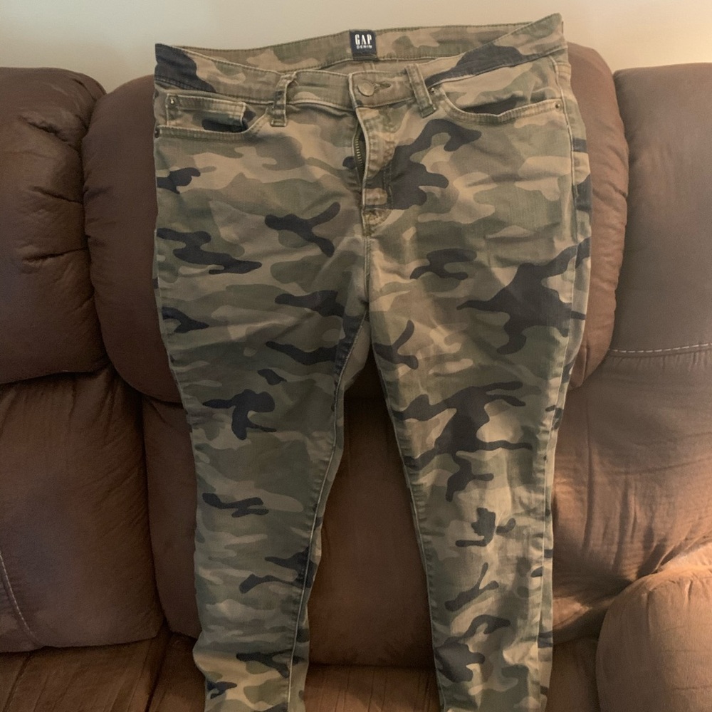 Women’s skinny jeans ankle length